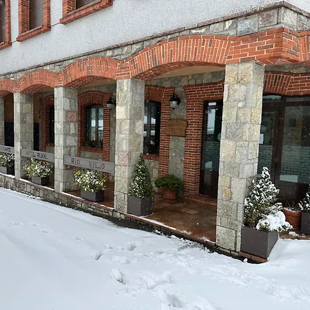 Rural Rio Viejo Hotel Cubillas de Arbas