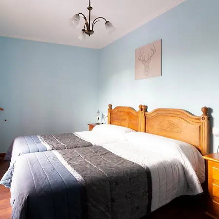 里奥假日乡村酒店 *