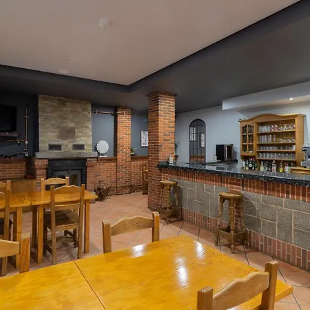 里奥假日乡村酒店 酒店 *